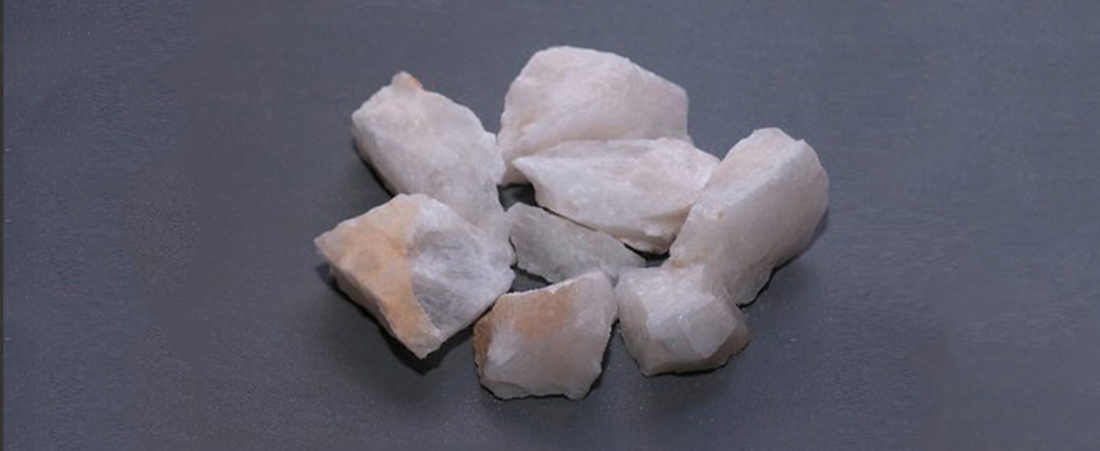 QUARTZ LUMPS